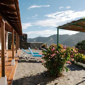  Landhuis Chicos